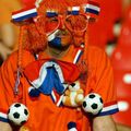Un supporter hollandais. Info : L'orange est la couleur des Pays-Bas !!!