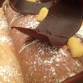 Pour une bûche facile et créative : bûche roulée pommes caramélisées et caramel beurre salé