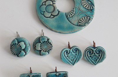 Dormeuses et pendentif Turquoises