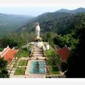 Un temple dans la jungle de Khao Sok