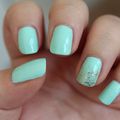 Review : Vernis Apple Pie Scented de Models Own (+ accent nail avec Halo d'Orly)