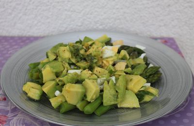 SALADE AVOCAT - ASPERGES - CITRON