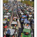 500 tracteurs place de Jaude: IMPRESSIONNANT ! 