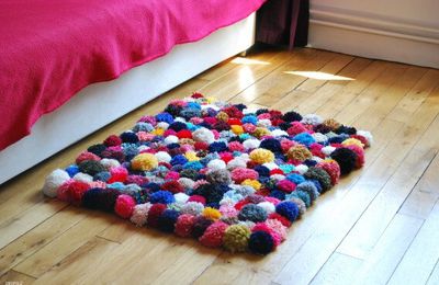 Tapis de pompons