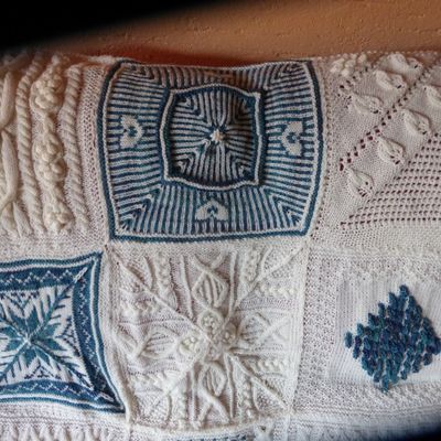 Pour le Bébé d'Emilie.