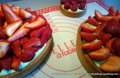 La tarte aux fraises de saison et sans complication avec ELLE à TABLE et son tapis de cuisson