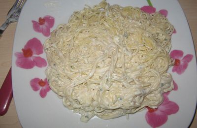 Spaghetti à la ricotta et aux herbes