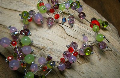 Bracelet Zigs-zags mauves, verts, oranges 
