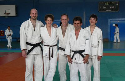 Frédéric Demontfaucon et quatre judokas de St-Mammès