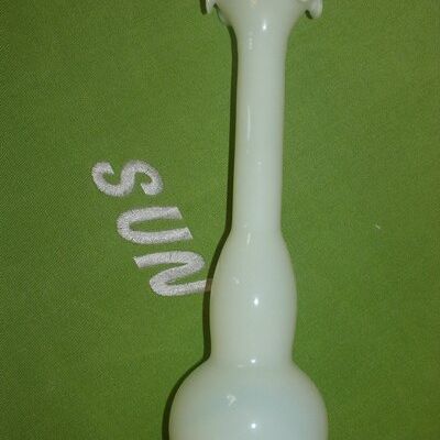 OPALINE N°13 : VASE LONG A COLORETTE