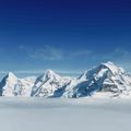 et en face l'Eiger (3967 m), le Mönch (4107 m )