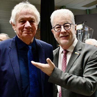 UNE PAGE SE TOURNE A ANOR, MAIS L’OUVRAGE RESTE OUVERT.