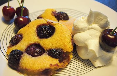 Le clafoutis aux cerises et à la noisette.