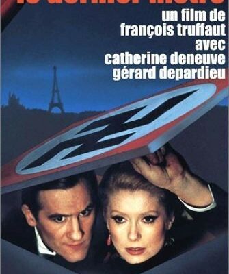 Station Les Halles, ligne 4, 3 femmes.