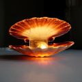 lampe coquille st jacques sur table