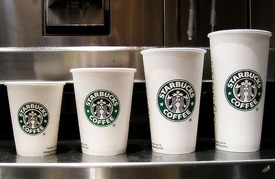 Comment Starbucks a sauvé sa peau sans perdre son âme par Howard Schultz