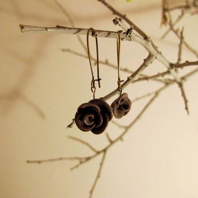 Rose Anthracite asymétriques 12€ Tagada "miam