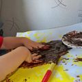 Peinture au chocolat Superbe expérience: ça sent