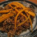 entrée de quinoa, mangue, et sésame