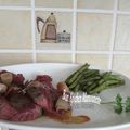 Rosbif boeuf ou cheval à la cocotte et aux haricots verts frais 