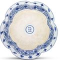 A fine and very rare Ming blue and white pentafoil basin, Wanli six-character mark within a double circle and of the period 