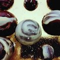 Chocolats fourrés façon mousse vanille poire ( du chef Custos)