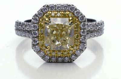 18K W. Gold Ring w/ Yellow Radiant Cut Diamond