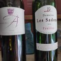 Castillon-Côtes de Bordeaux : Domaine de l'A 2009, et Pauillac : Domaine Les Sadons 2014
