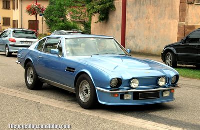 Aston Martin V8 vantage de 1985 (Retrorencard aout 2012)