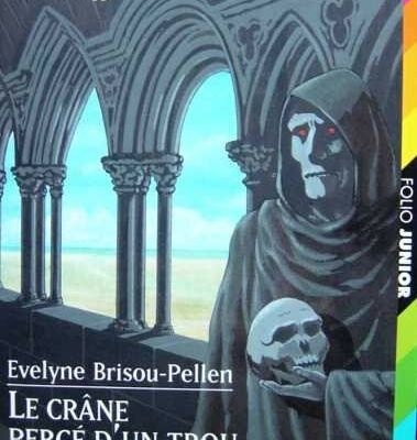Le crâne percé d'un trou