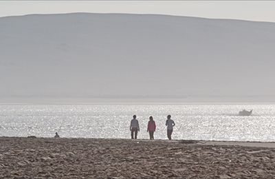 Une dune, au loin ....