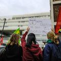 A Paris, professeurs et élèves se mobilisent pour défendre leurs lycées menacés de fermetur