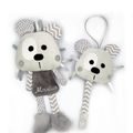 Doudou panda et son attache tétine assorti gris blanc