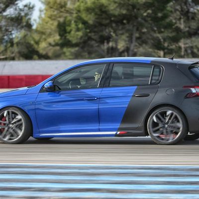 PEUGEOT 308 R hybride à venir ?