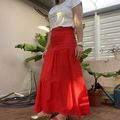 Hettie, la jupe Rouge!