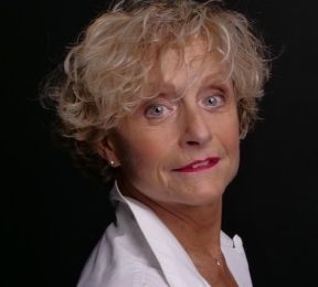 « Préjugé(s), quand tu nous tiens... » par Christine Taieb