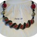 Parure rouge, noir et or