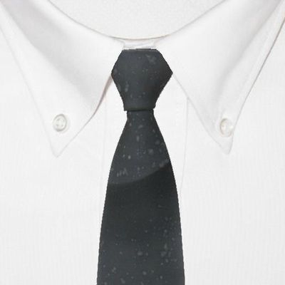 Modèles uniques de cravates par des créateurs de mode