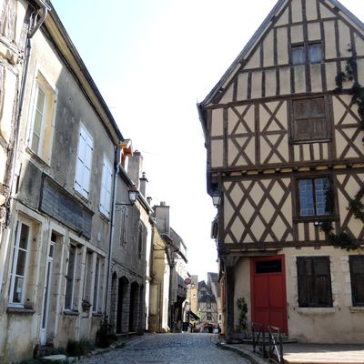 DE NEVERS A NOYERS-SUR-SEREIN, MAIS OUI ! (58-89)