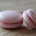 Macarons à la framboise.