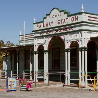 Rockhampton --> Mount Morgan --> Hervey Bay