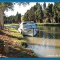 Bateau sur le canal du Midi