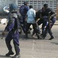 JPDH dénonce la brutalité policière contre une marche pacifique à Kinshasa