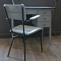 Ensemble bureau et fauteuil vert de gris