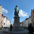 BRUGES (BELGIQUE) - Place Jan van Eyck