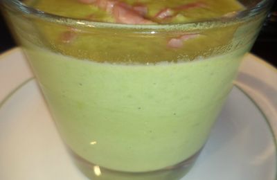 Velouté de petits pois aux lardons
