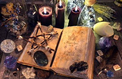 Envoûtant synonymes : amoureux facile avec le médium DOSSA