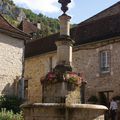 Fontaine à Autoire, dans le Lot