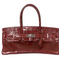 Hermès Paris made in France. Exceptionnel sac "Shoulder" 40 cm en crocodile brillant rouge vif