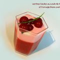 Verrines faciles fraises et sirop de coquelicot